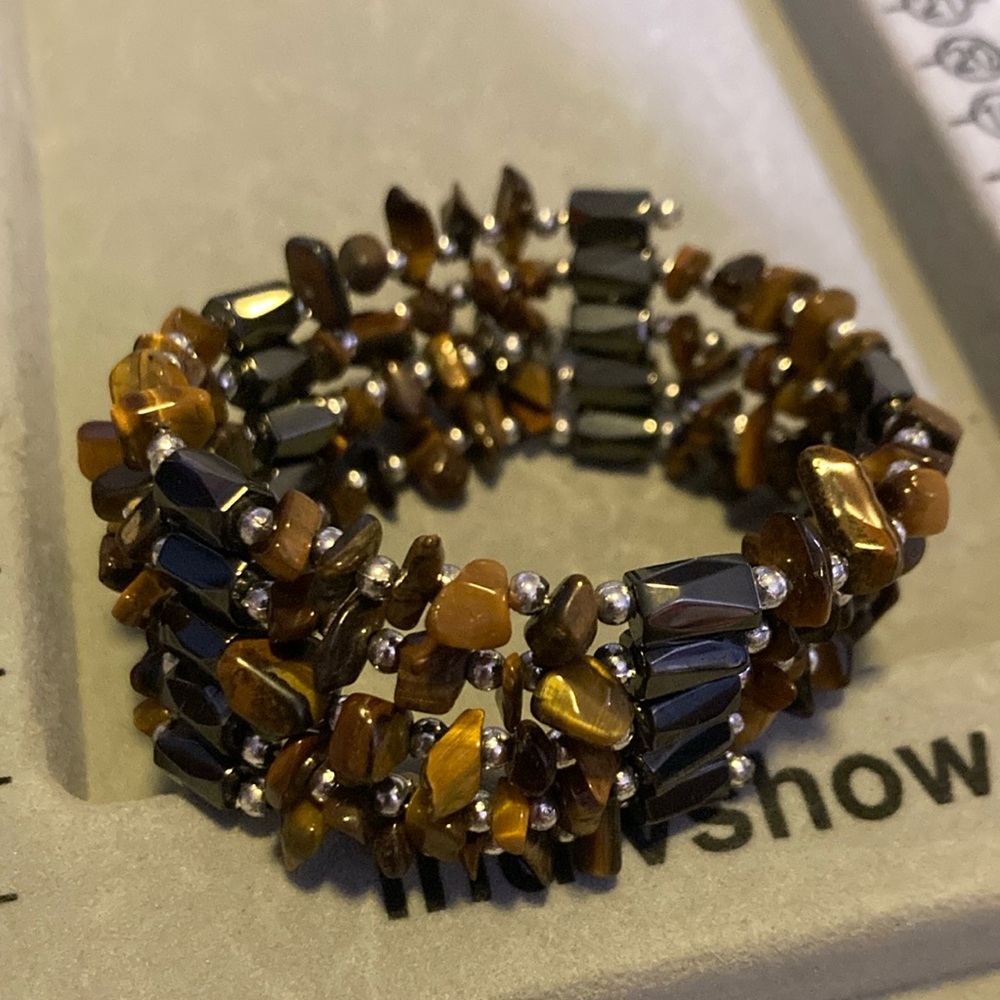 Hand made Bracelet/necklace with magnetic beads which have healing purposes